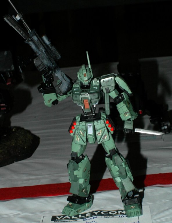 gundvc2413.jpg