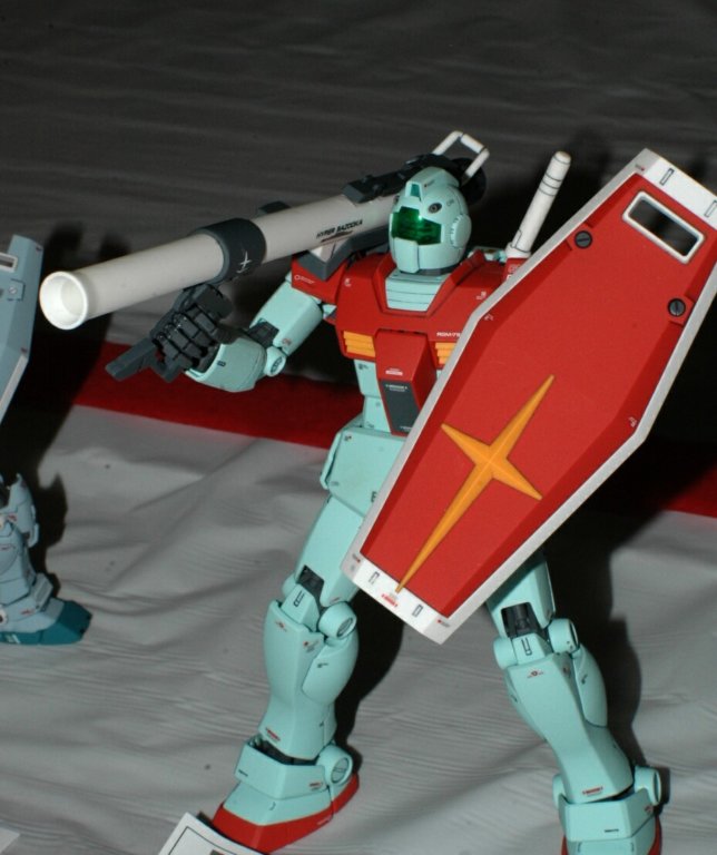 gundvc2433.jpg